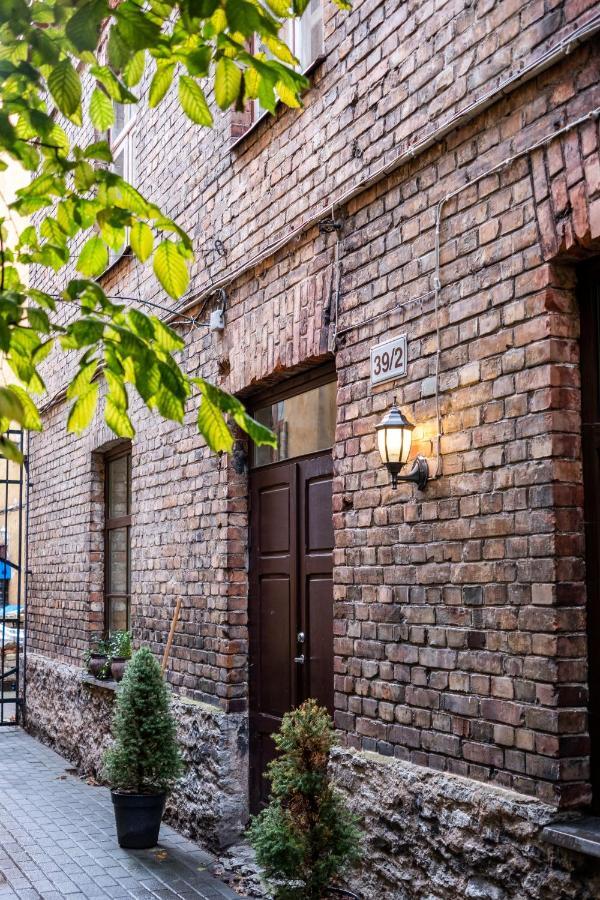 Dream Stay - Bright 2-Bedroom 2-Floor Old Town Apartment Tallinn Kültér fotó